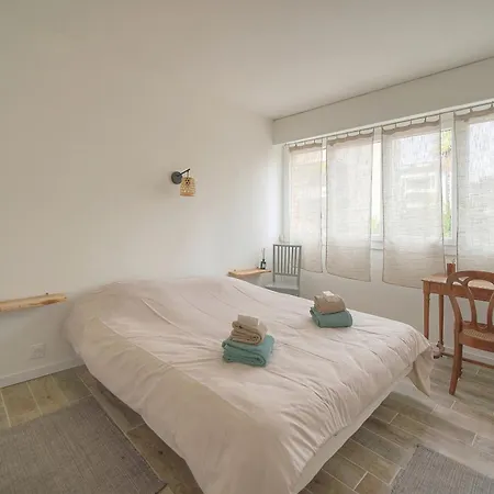 Calme 2 Balcon Vue Jardin-carnot A2b266