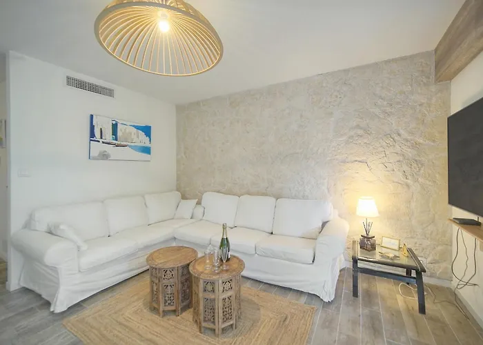 Calme 2 Balcon Vue Jardin-carnot A2b266 * Cannes